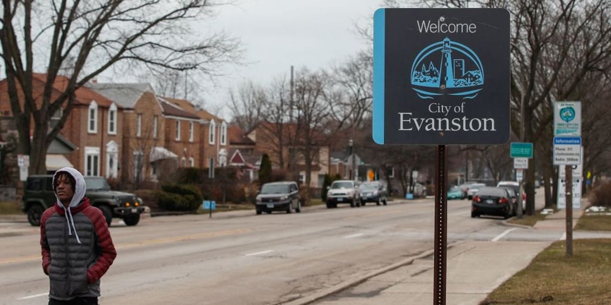 NextImg:Chicago suburb starts disbursing $10 million reparations package to black residents