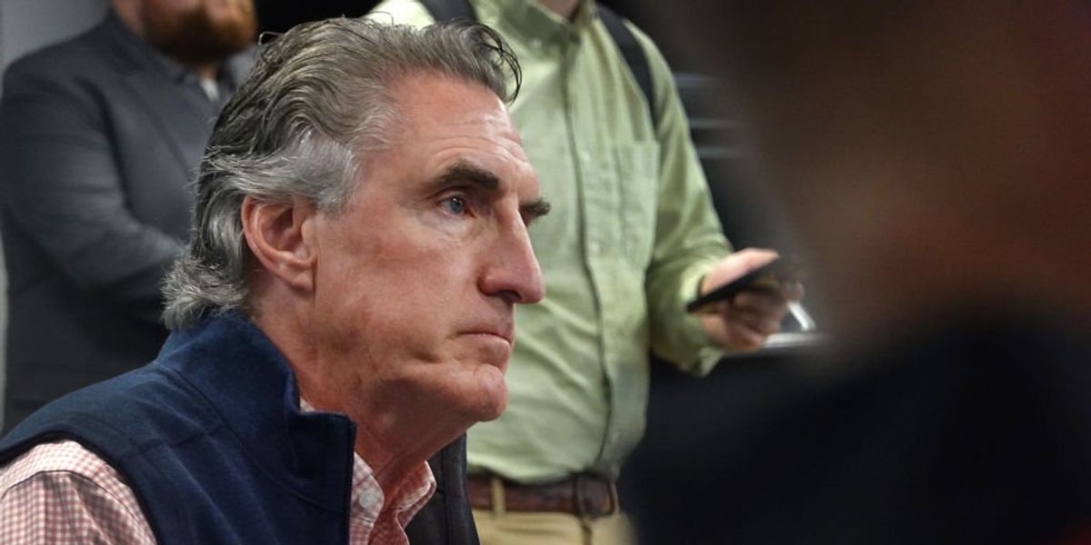 NextImg:Free money? North Dakota Gov. Doug Burgum offers $20 gift card to people who donate $1 to his presidential campaign