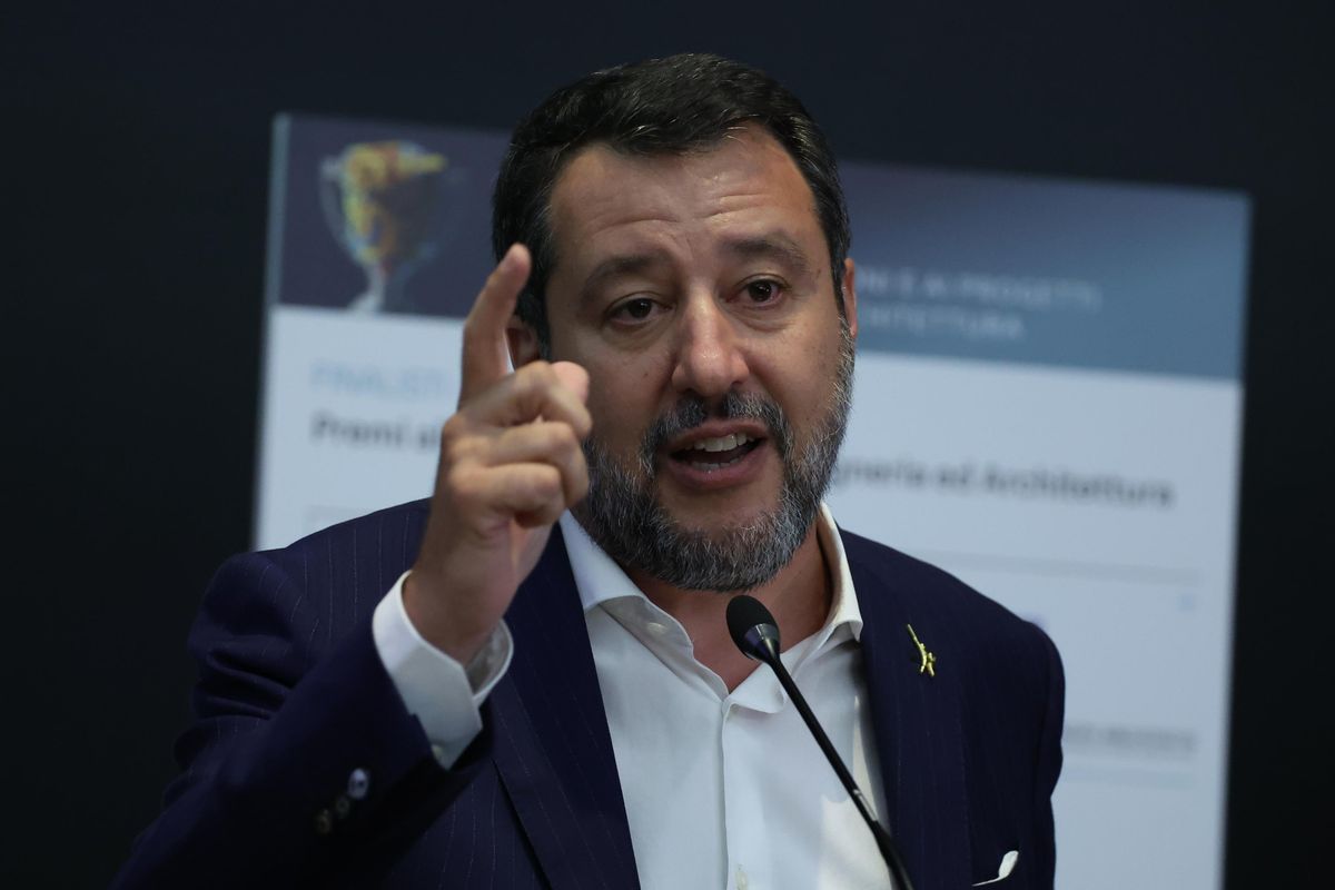 Sciopero dei treni. Salvini forza la mano e riduce lo stop Guerra coi sindacati