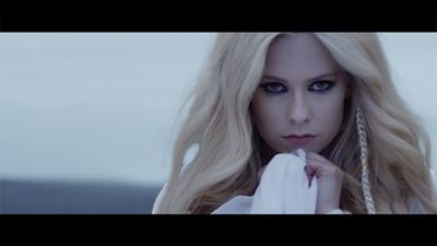 Single Review: Avril Lavigne – Tell Me It's Over