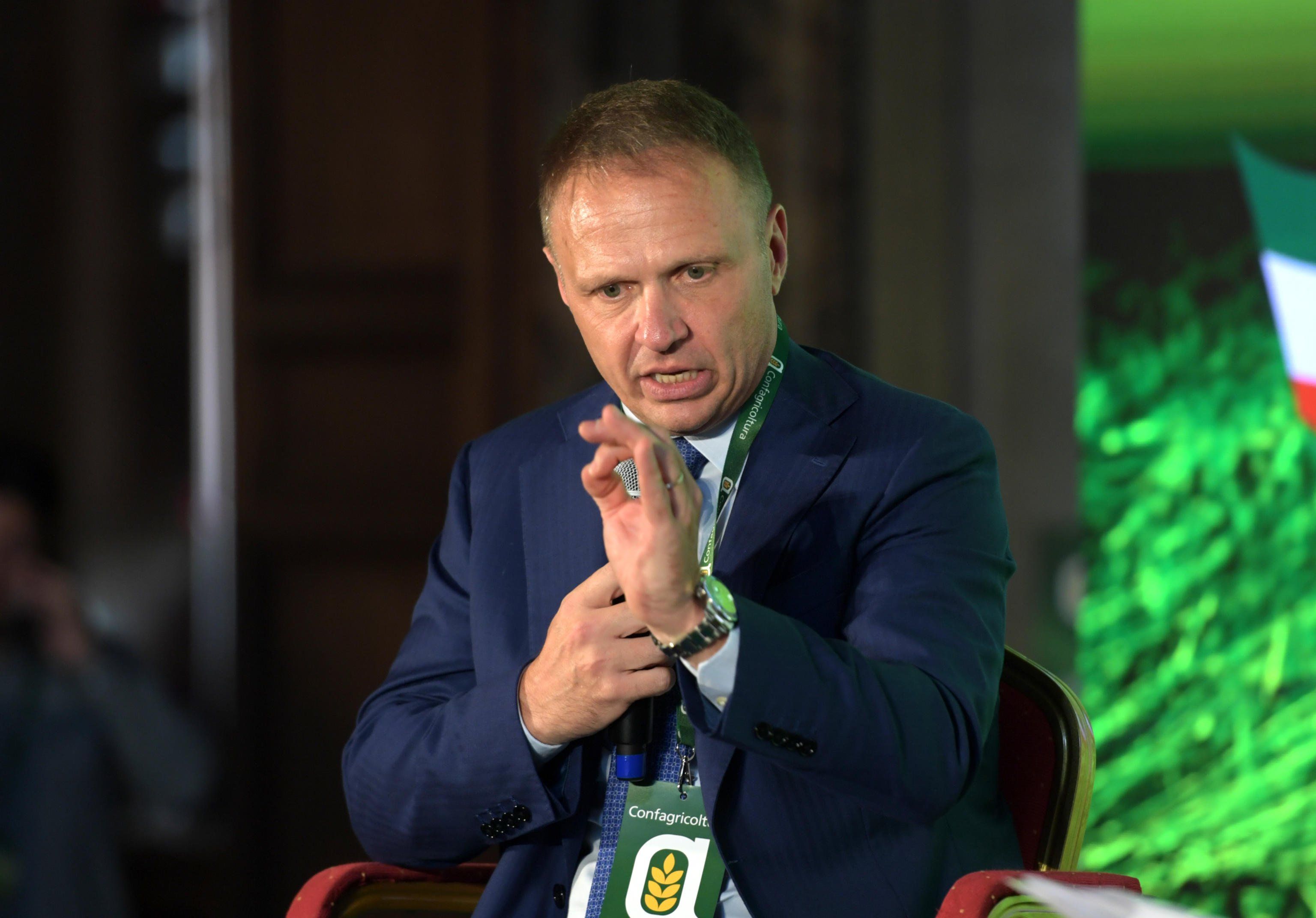 Lo Stato nel piatto spaventa soltanto se governa la destra