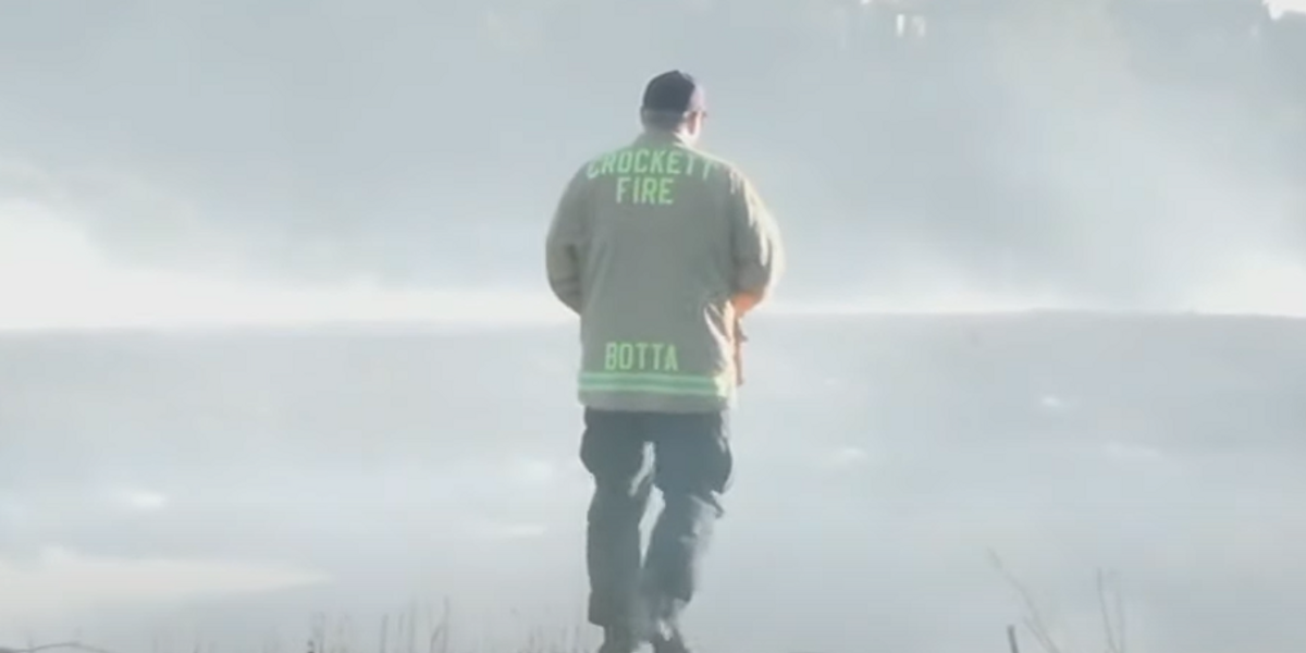 Good Samaritan uses mixed martial arts to take down California arsonist who scorched acres with road flares, police say