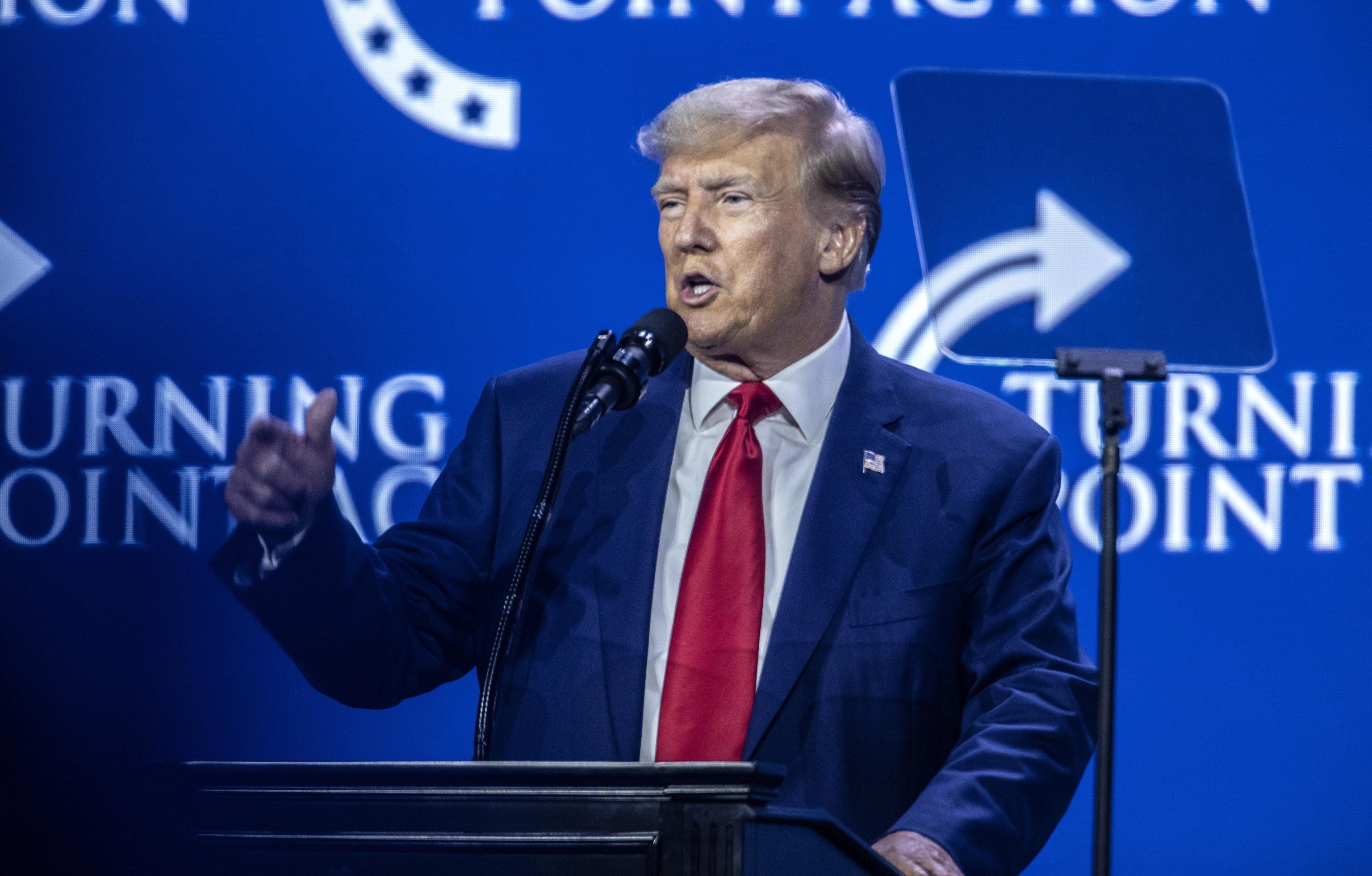 Processo a Trump prima delle urne: il piano per ottenere il «perdono»