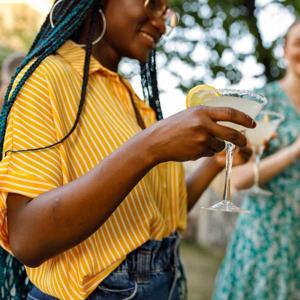 These Frozen Cocktail Tiktok Recipes Are Giving All Of The Summertime Vibes