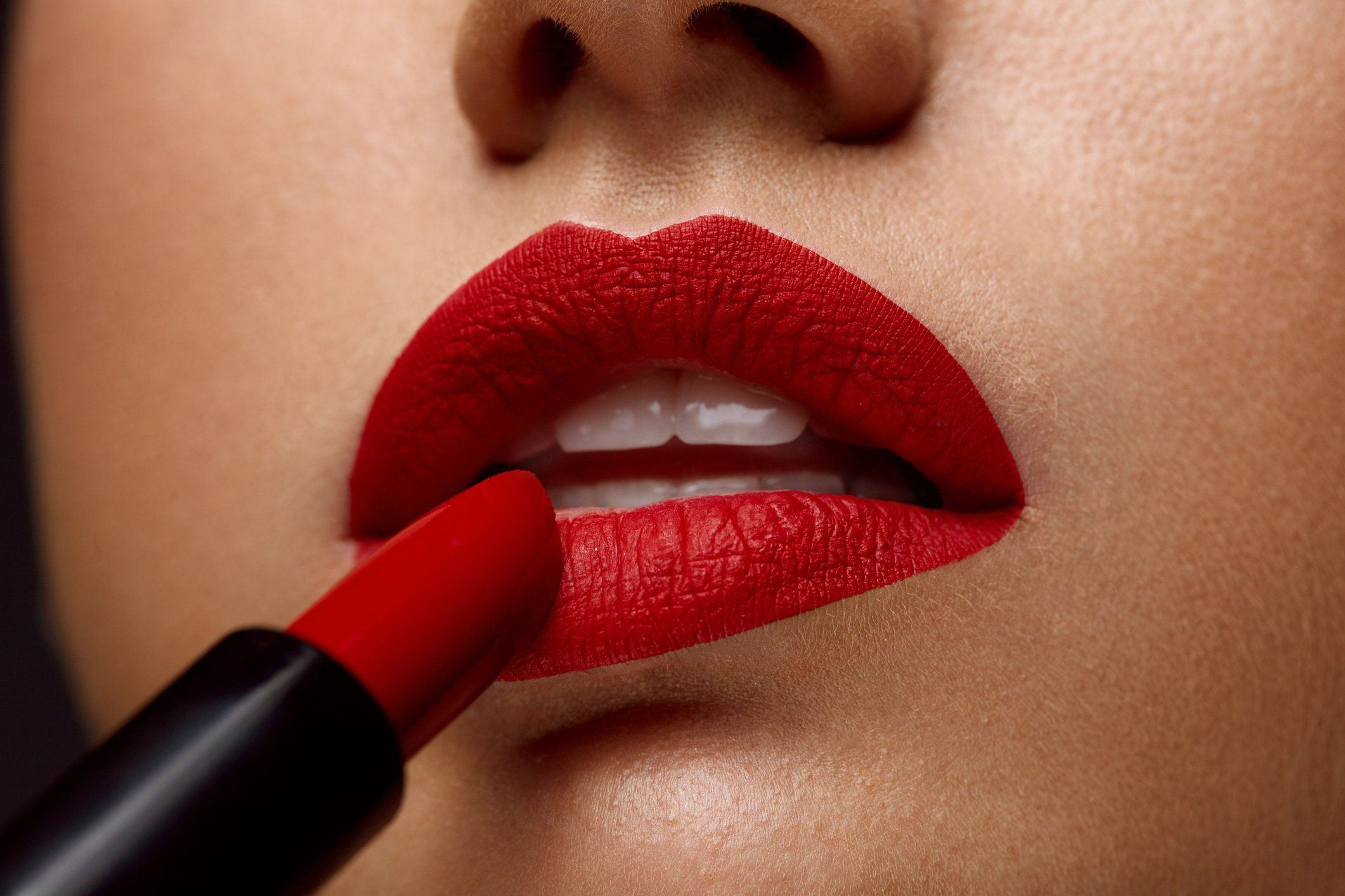 Il ritorno del rossetto rosso
