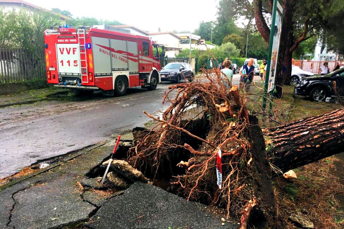 Tromba d’aria colpisce Milano e la Brianza