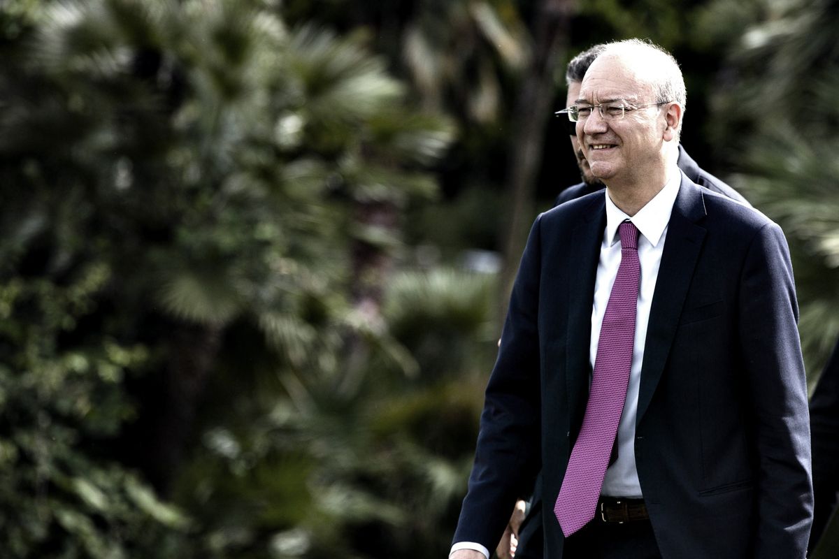 «Esami ad agosto». La riforma Valditara che spaventa i prof dura solo poche ore