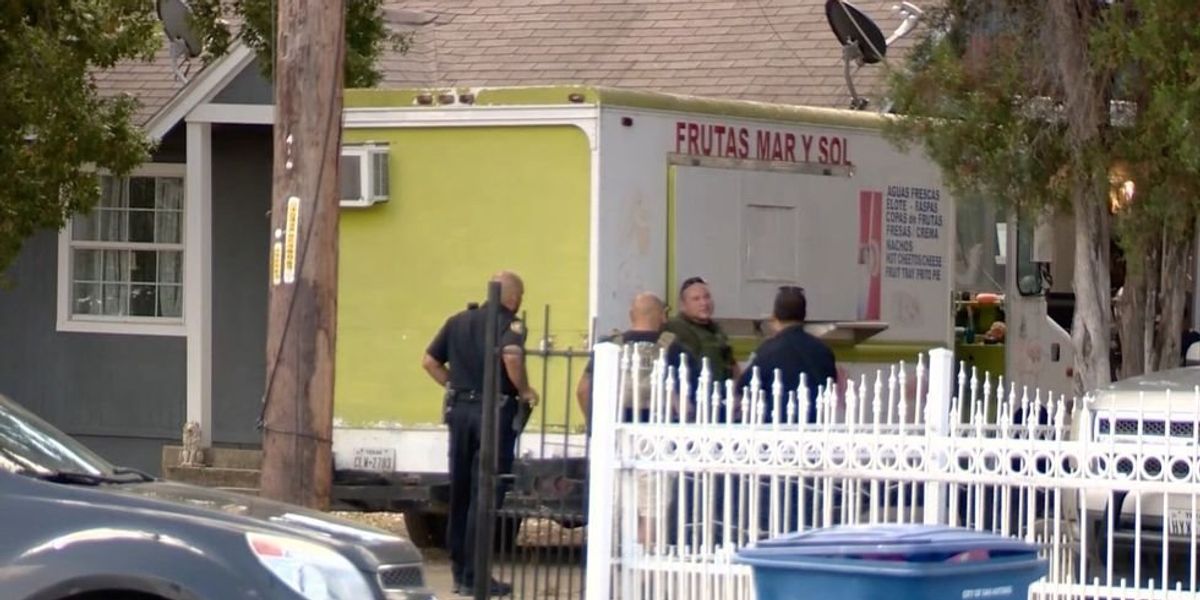 Texas police find cocaine at traffic stop, leads to discovery of 5 illegal aliens in attic of home across from school