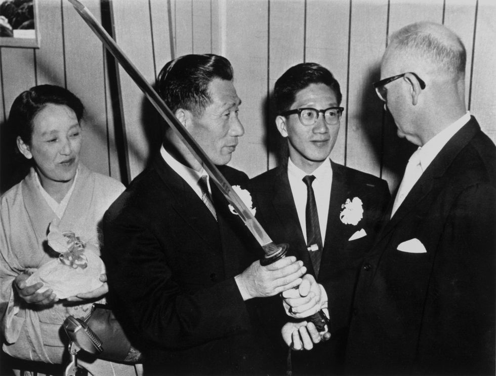 nobuo fujita presenting samurai sword to town of Brookings, Oregon