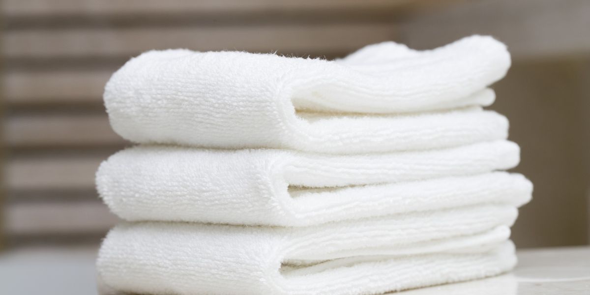 What's Safer to Use in the Shower: Loofah or Washcloth?