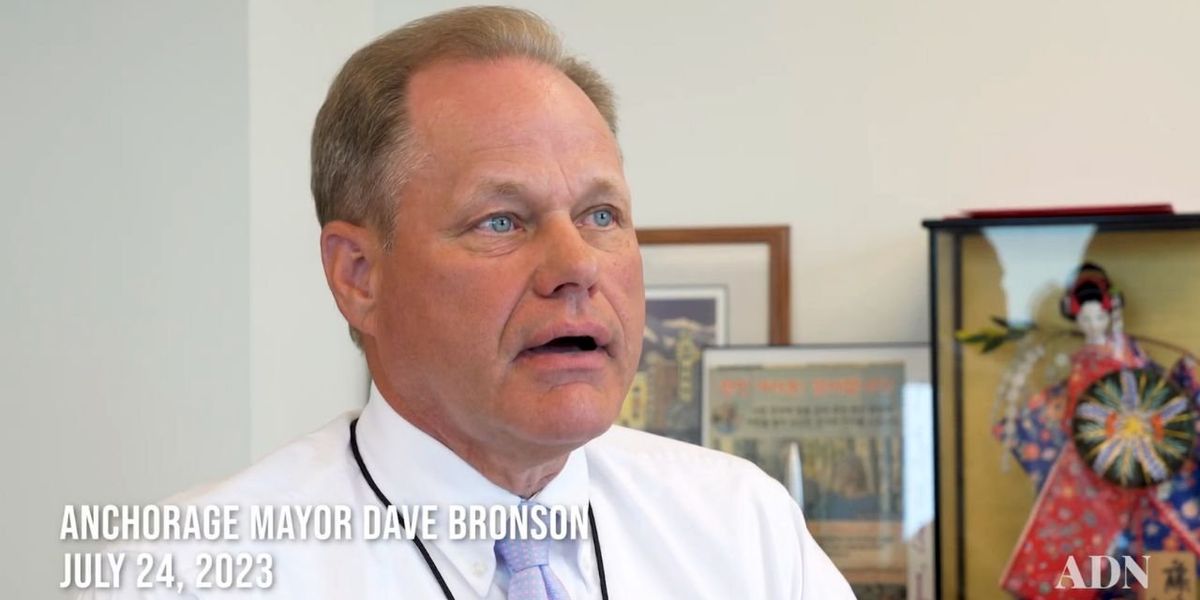 NextImg:Anchorage mayor to solve growing homelessness crisis by offering one-way tickets to warmer climates: ‘I’m not going to be responsible for people freezing to death on the street’