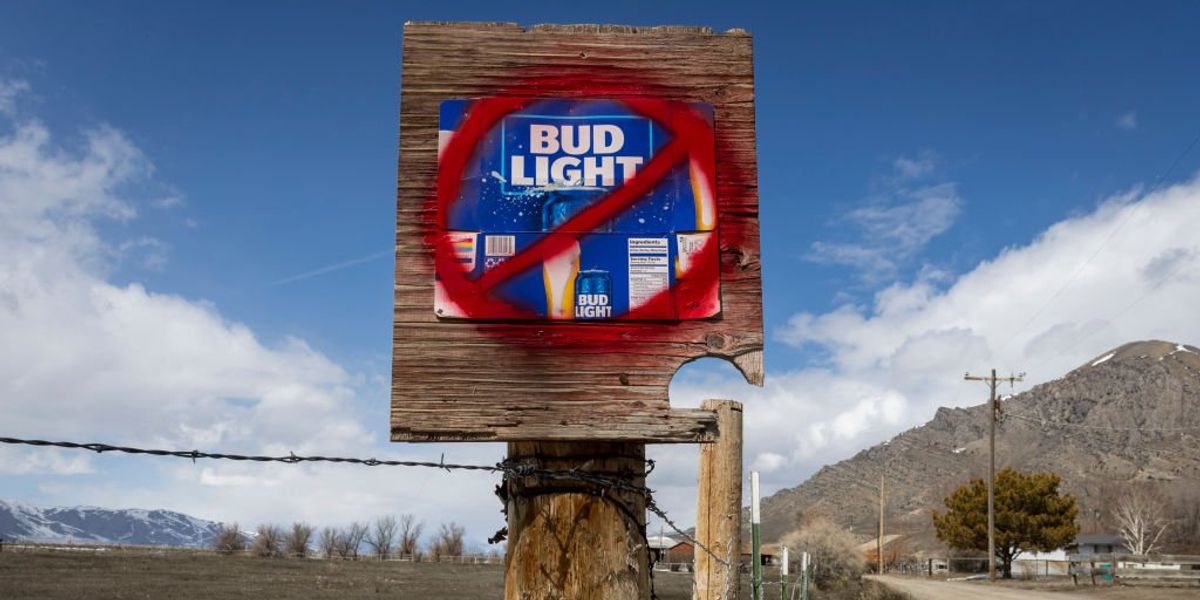 NextImg:Anheuser-Busch sacks hundreds of corporate employees as Bud Light boycott continues to take its toll