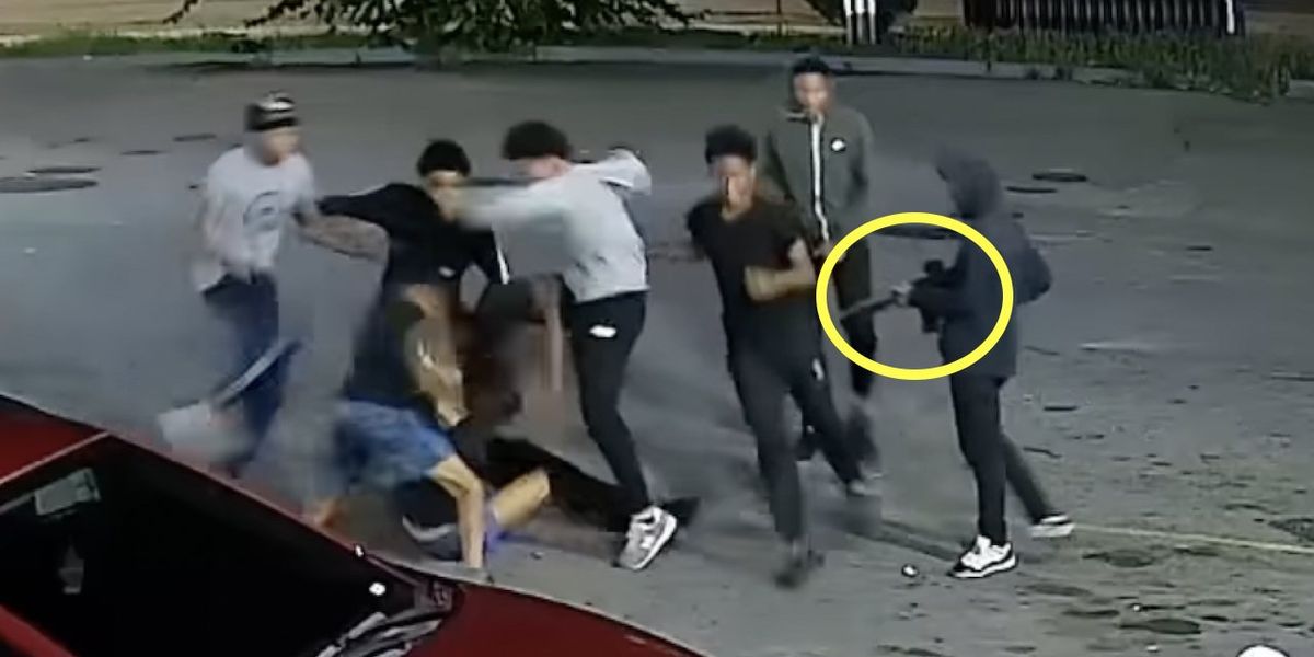 NextImg:Terrifying video: 'Animalistic' teen thugs, some with guns, randomly beat up man minding his own business outside store