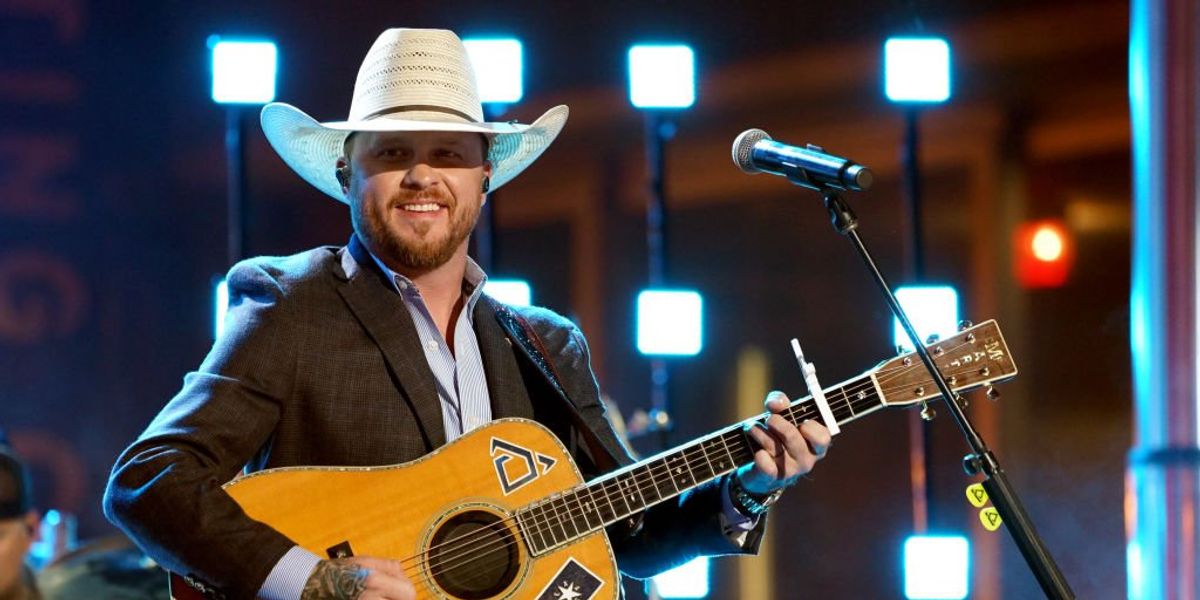 NextImg:Jason Aldean music video filmed at 'lynching site' Associated Press claims — It's actually a famous courthouse where 'Hannah Montana' was filmed