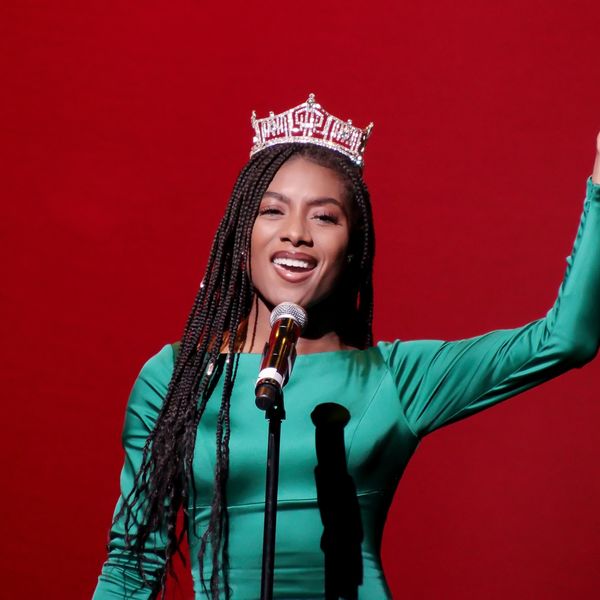 America's Black Beauty Queens Switched Up Their Cultural Crowns For 'ESSENCE'