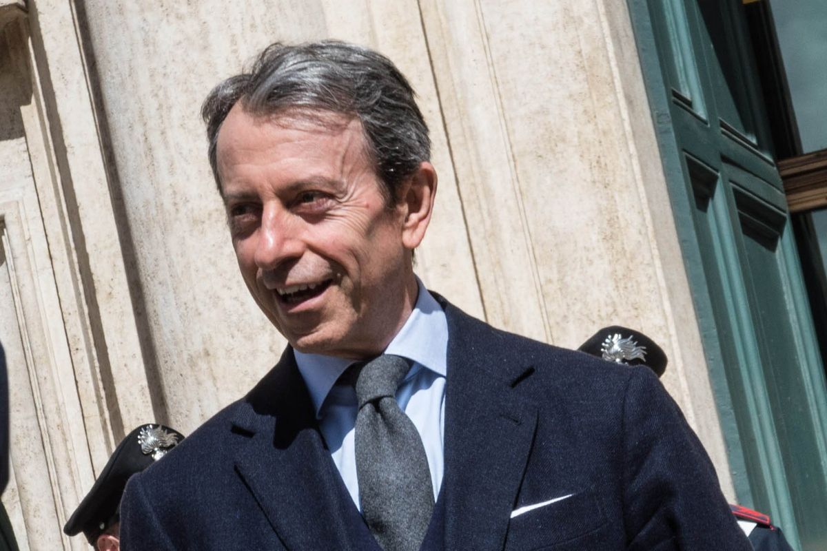 Nel caso dei filtri anti virus spunta l’avvocato indagato amico di Conte