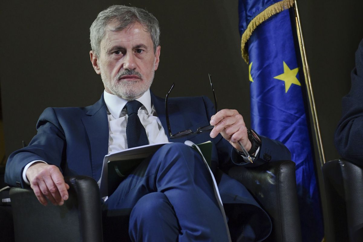 Alemanno: «Se Renzi si avvicina, la Meloni sbaglia linea»