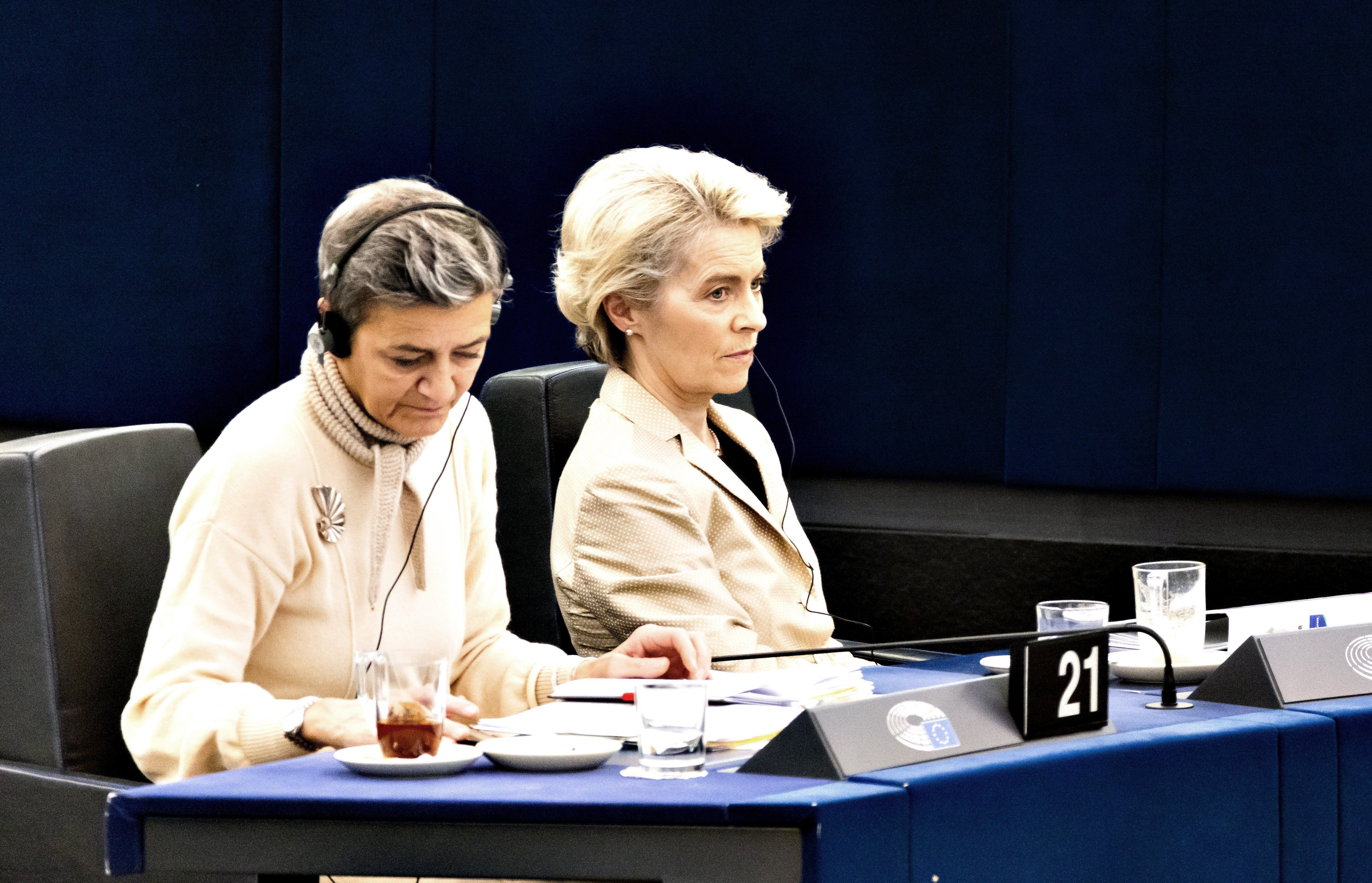 La Commissione Ue è già ai saldi elettorali