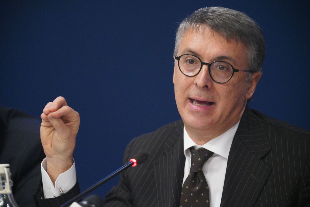 «Spiate» su Crosetto: le piste su Diotallevi e la camorra