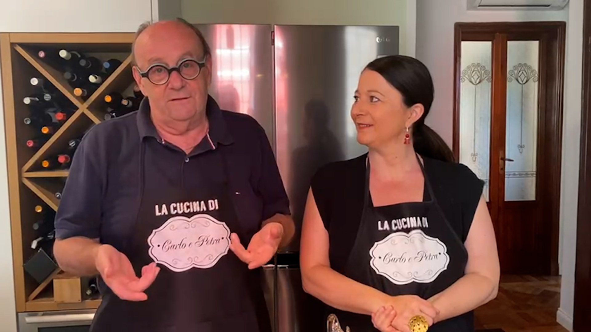 Le pillole di galateo di Petra e Carlo: come servire i passiti