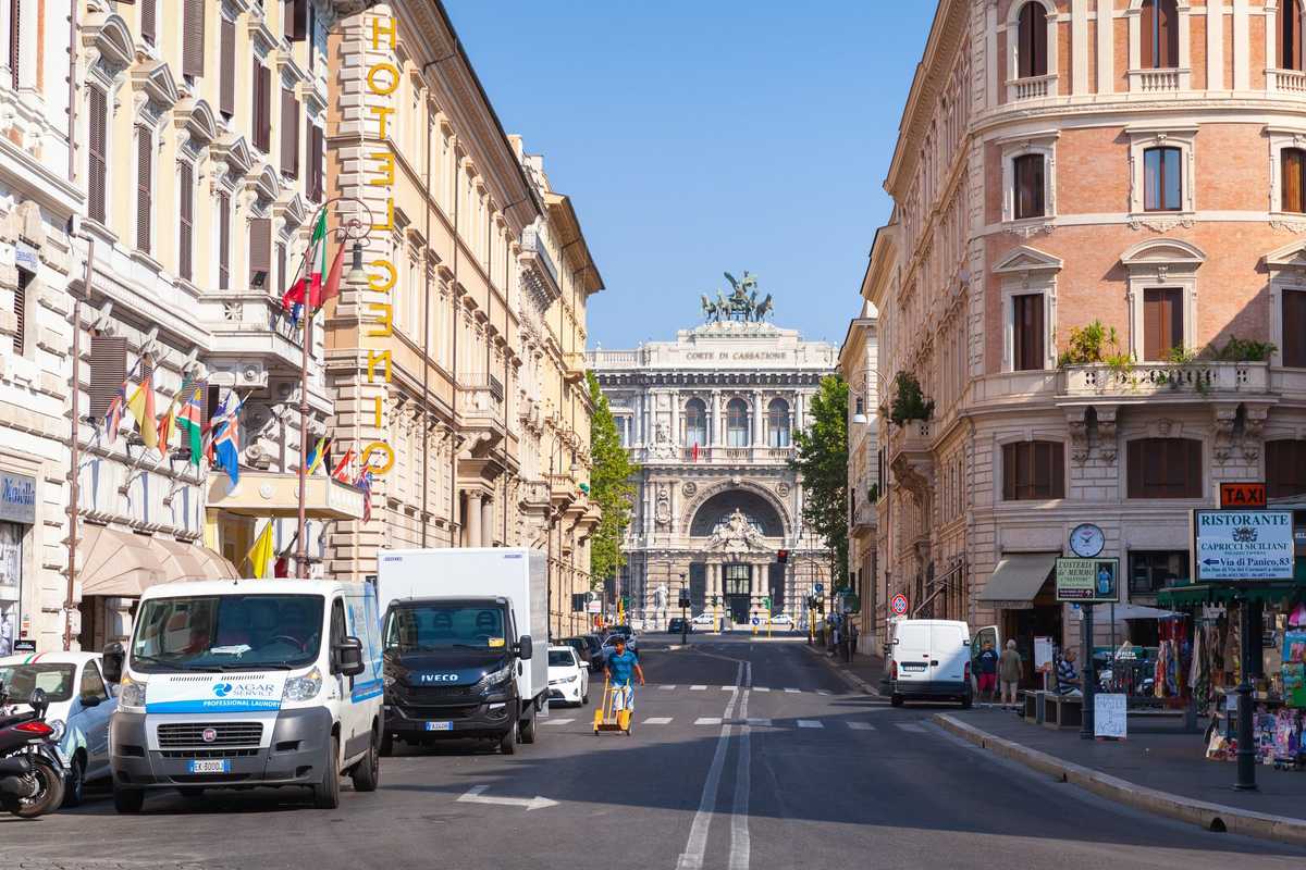 Gli incroci tra le società e il tesoro del clan