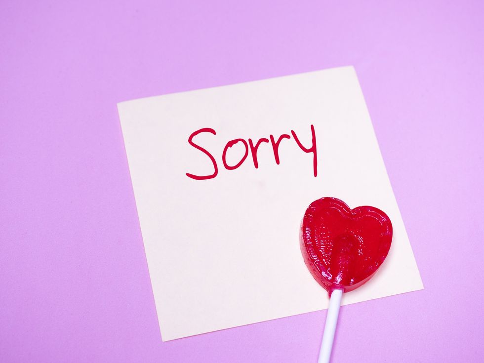 Sorry-card-heart-shaped-lollipop