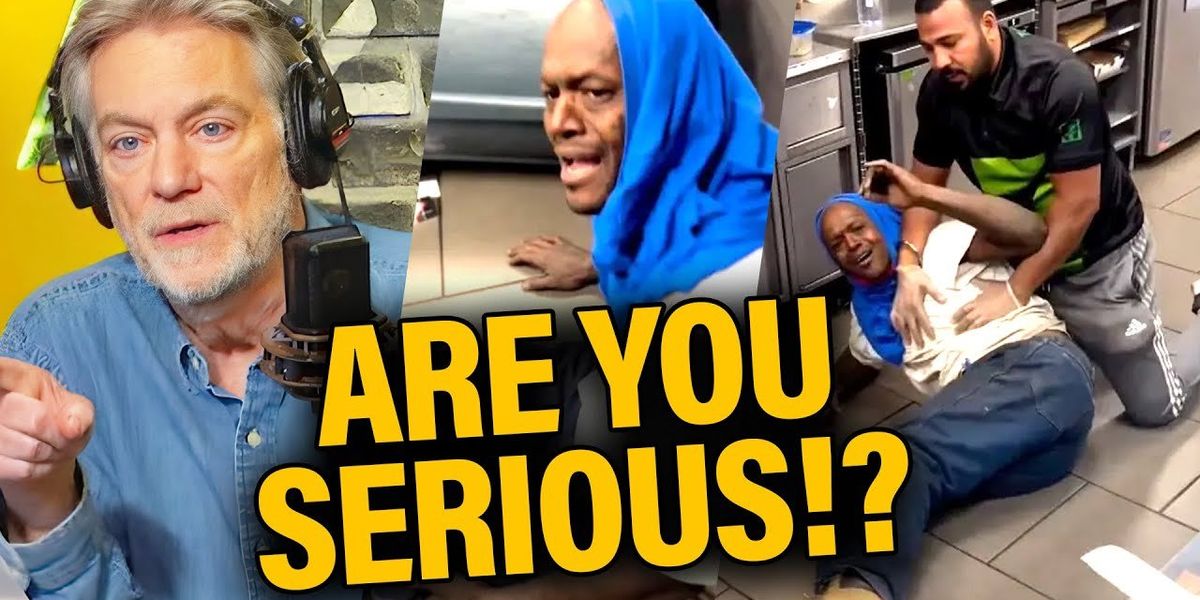 These 7-Eleven clerks who stopped robbery are under investigation for SELF-DEFENSE