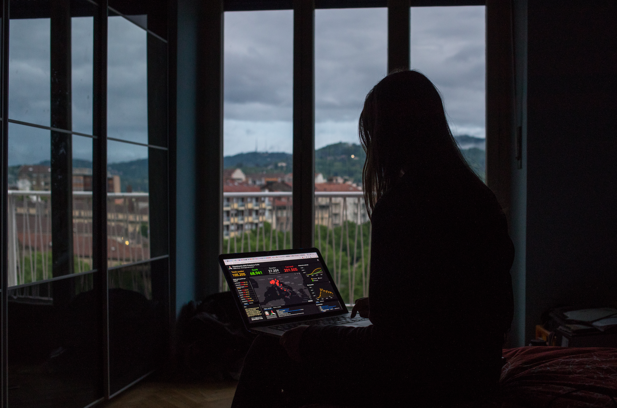 Cade l’ultima restrizione. Orfani del Covid in lutto