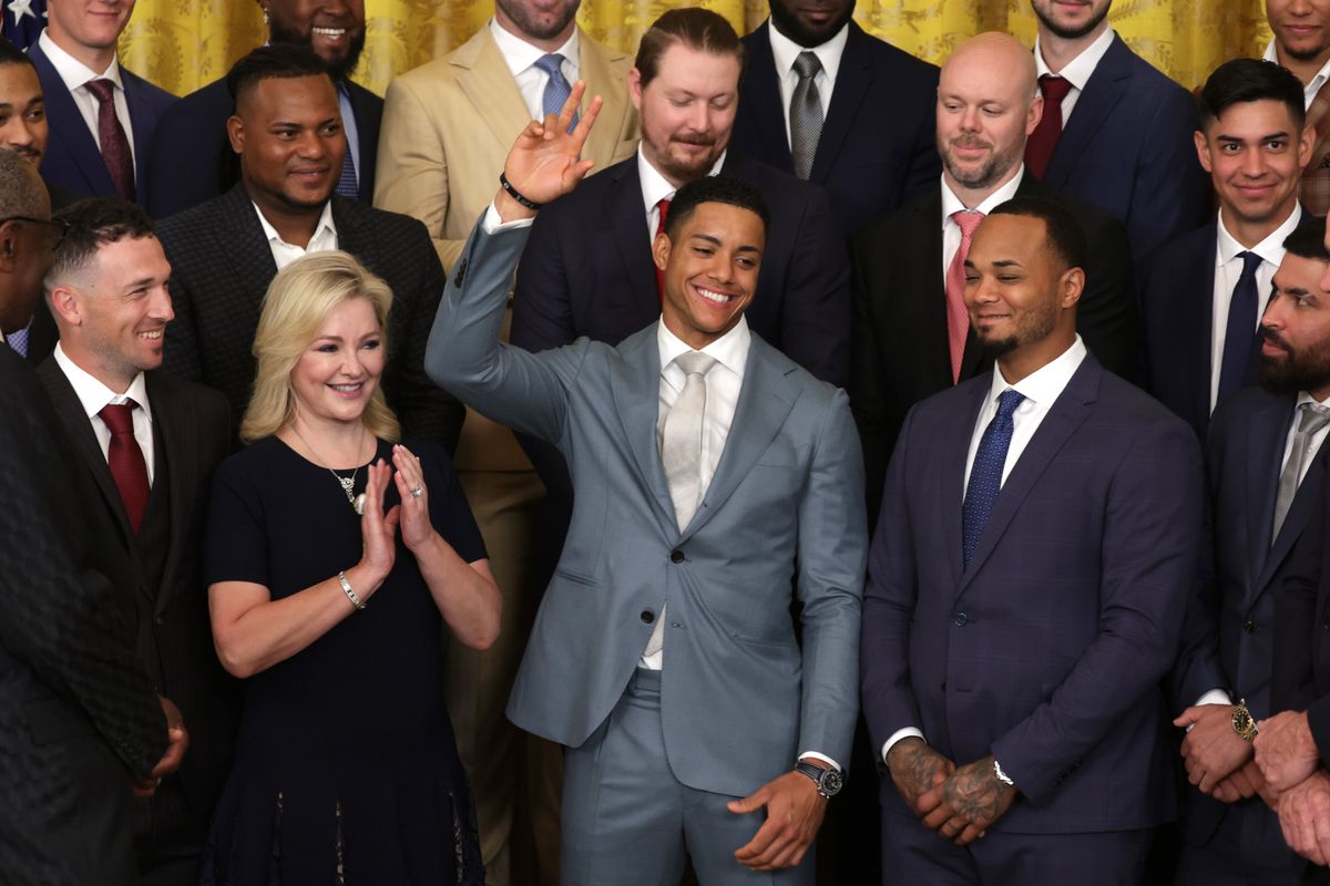 World Champion Houston Astros visit the White House in style