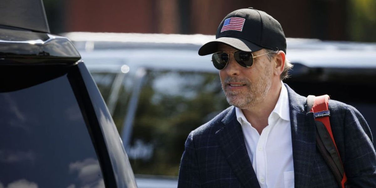 NextImg:Prosecutors in Hunter Biden case once demanded prison for ex-police chief who broke same tax statute as Hunter allegedly did