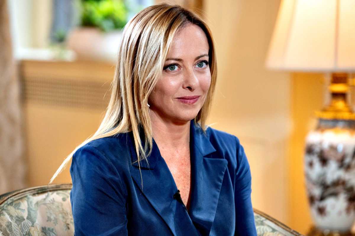 La Meloni spiega la tassa: «Troppi margini ingiusti». Ma il gettito sarà ridotto