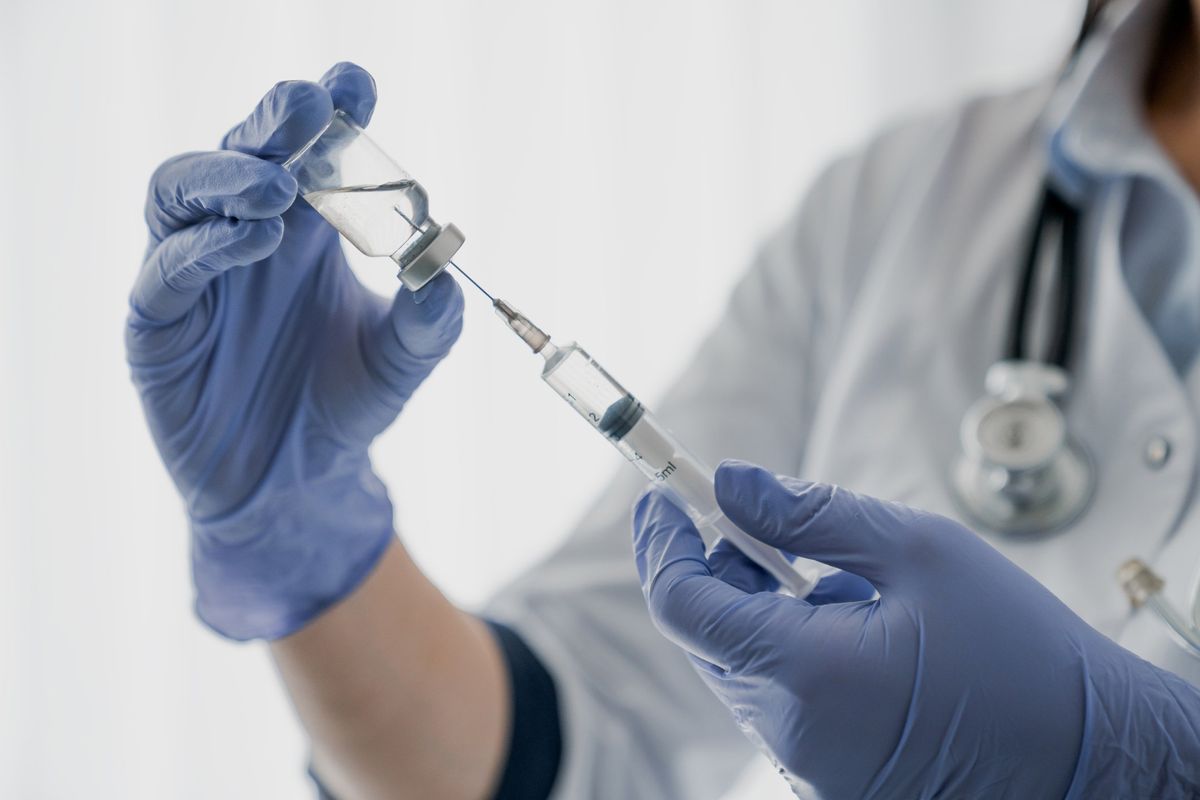 I rischi degli incentivi a chi vaccina di più