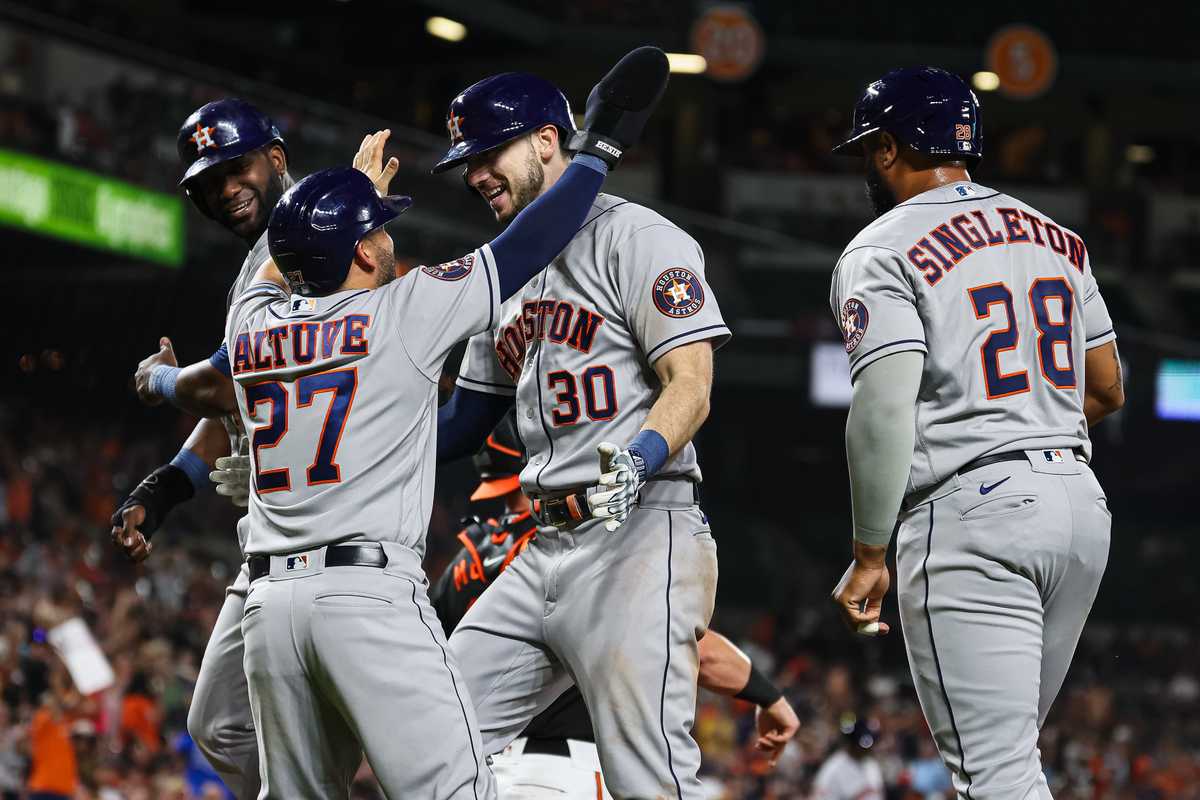 Here’s why we could see major momentum shift in Astros division race