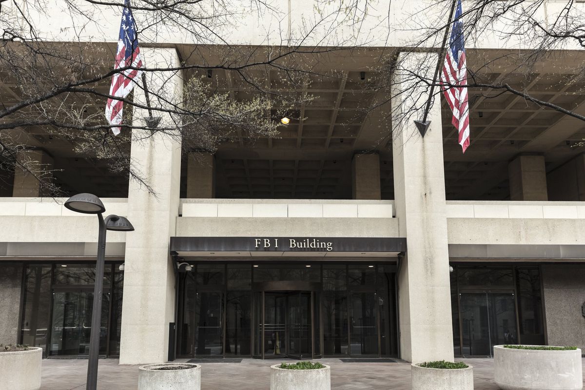 Macché caso isolato, esiste una task force dell’Fbi che scheda i cattolici duri e puri