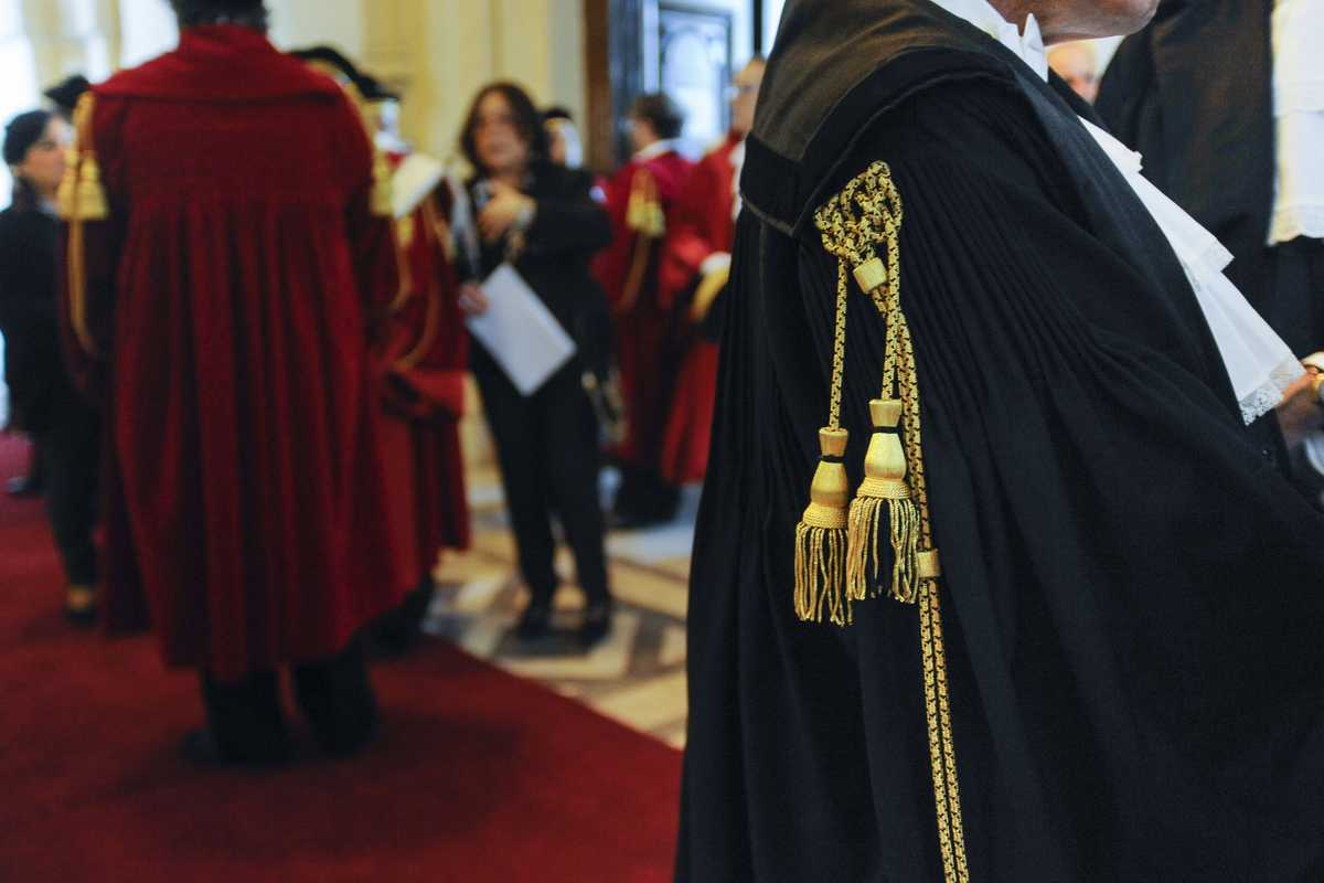 Le toghe devono fare pulizia al loro interno