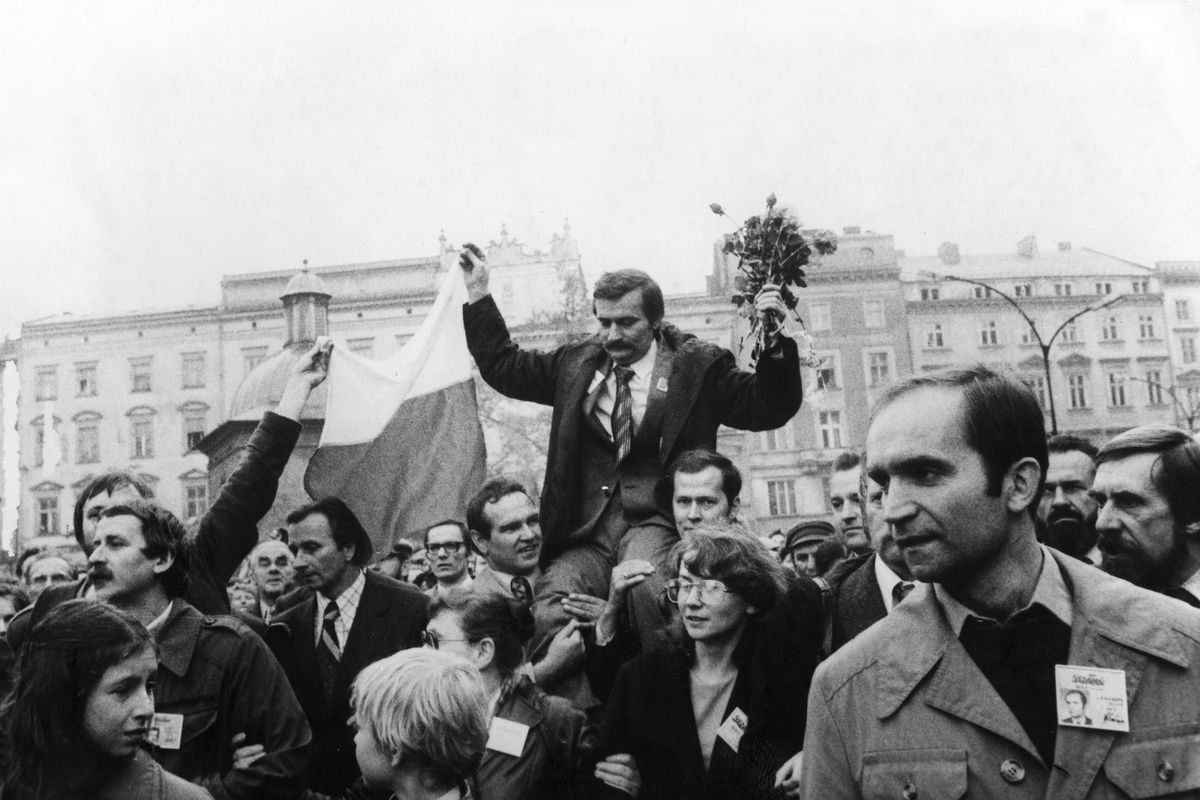 Effemeridi: dagli scioperi guidati da Walesa all’indipendenza ucraina