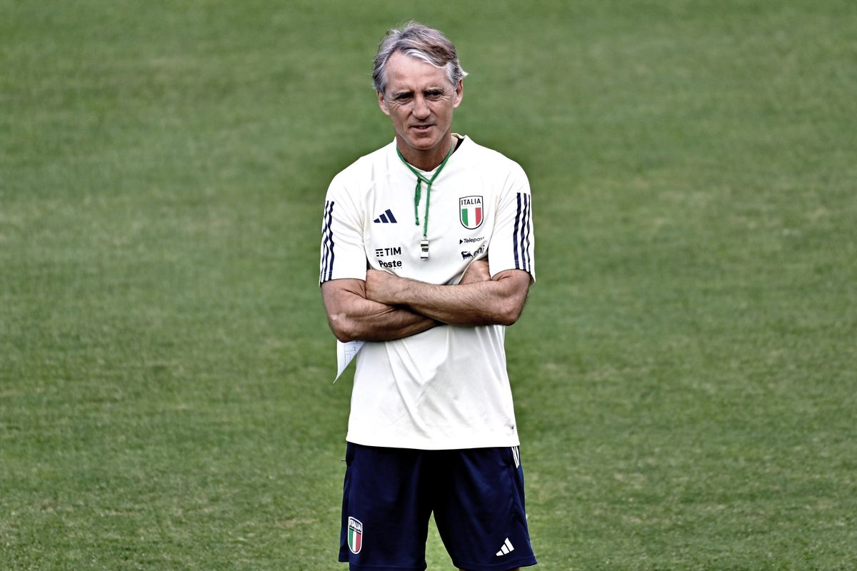 Le dimissioni del Mancio da Mykonos sono l’ennesimo autogol di Gravina