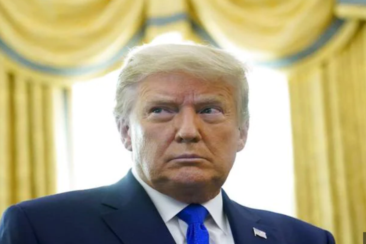 Why That Blowhard Bully's Conspiracy Trial Must Be Televised