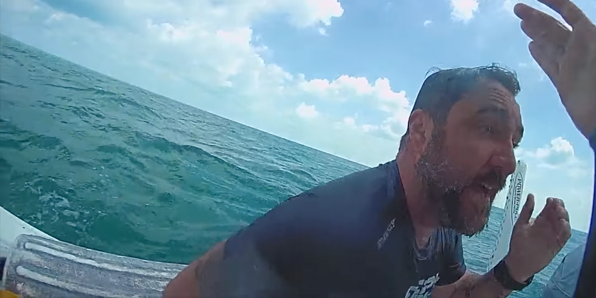 NextImg:Pilot survives plane crash off the coast of Florida's Sawyer Key