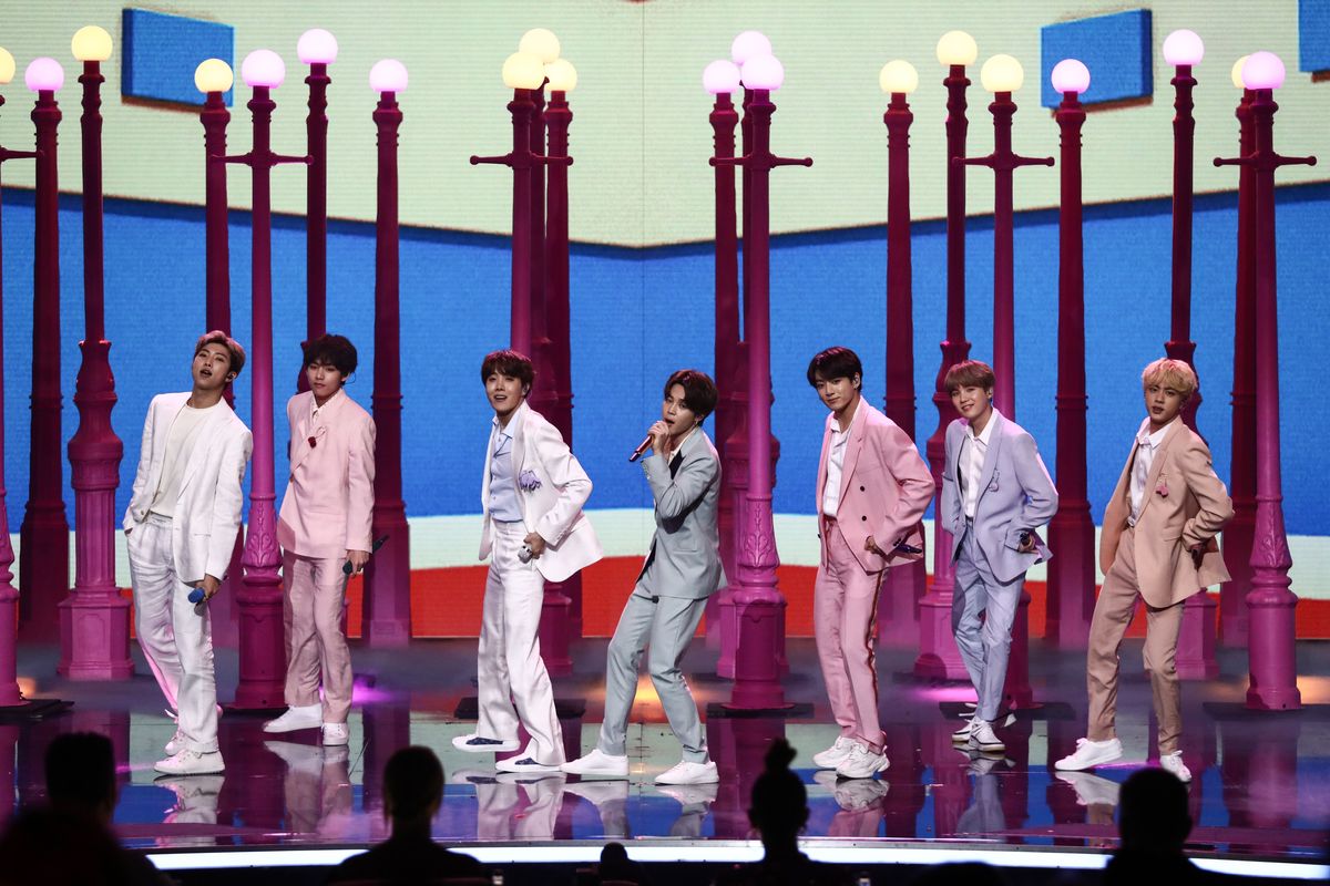 BTS' New Album "Map of the Soul: Persona" is Algorithm-Friendly Nothingness