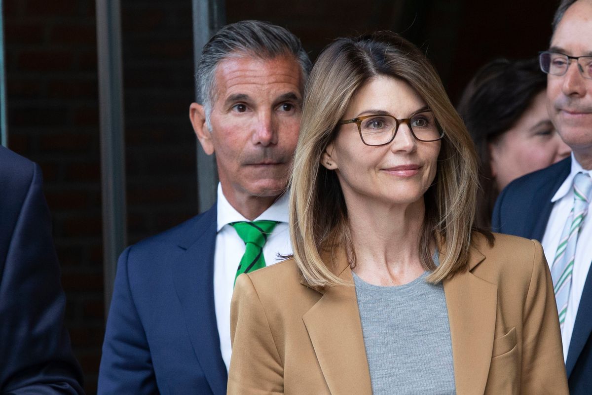 Lori Loughlin Pleads Not Guilty: Thought She Was “Breaking Rules, not Laws"