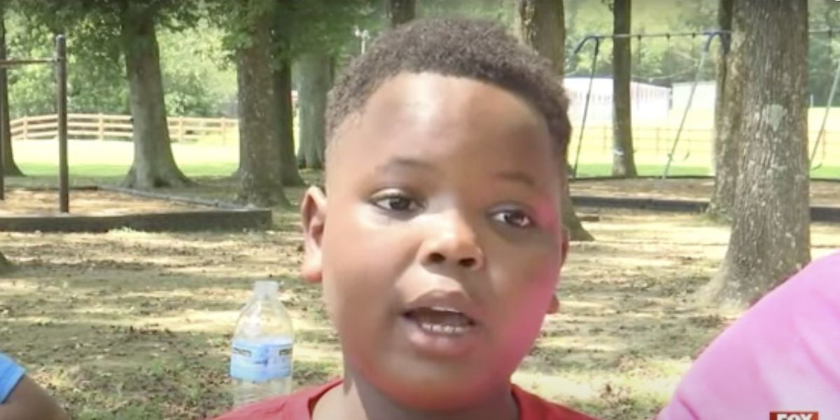 10-year-old boy arrested for public urination reportedly claims he was held in jail cell