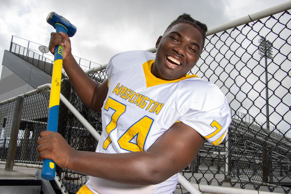 HISD power programs headline District 11-4A-D1