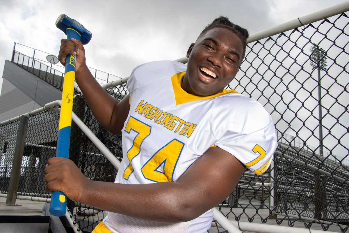 HISD power programs headline District 11-4A-D1