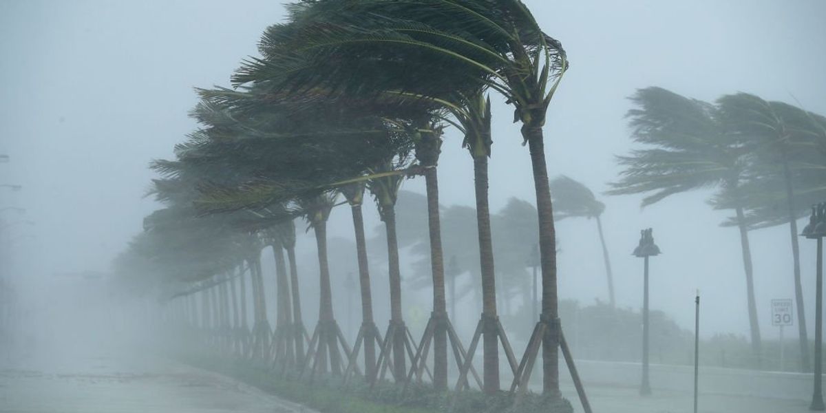 NextImg:Southwest braces for Hurricane Hilary impact — experts warn of potentially deadly and 'historic' flooding
