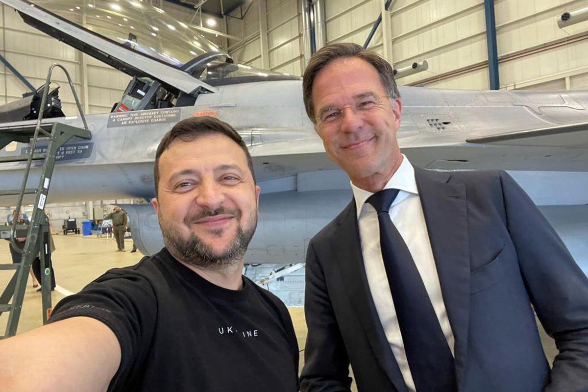 Rutte rassicura Kiev: «Vi forniremo gli F-16»
