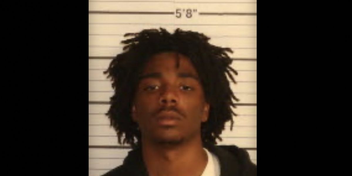 NextImg:Motorist gets carjacked at gunpoint by 3 males — but quickly gets some surprising assistance from good Samaritan on the road