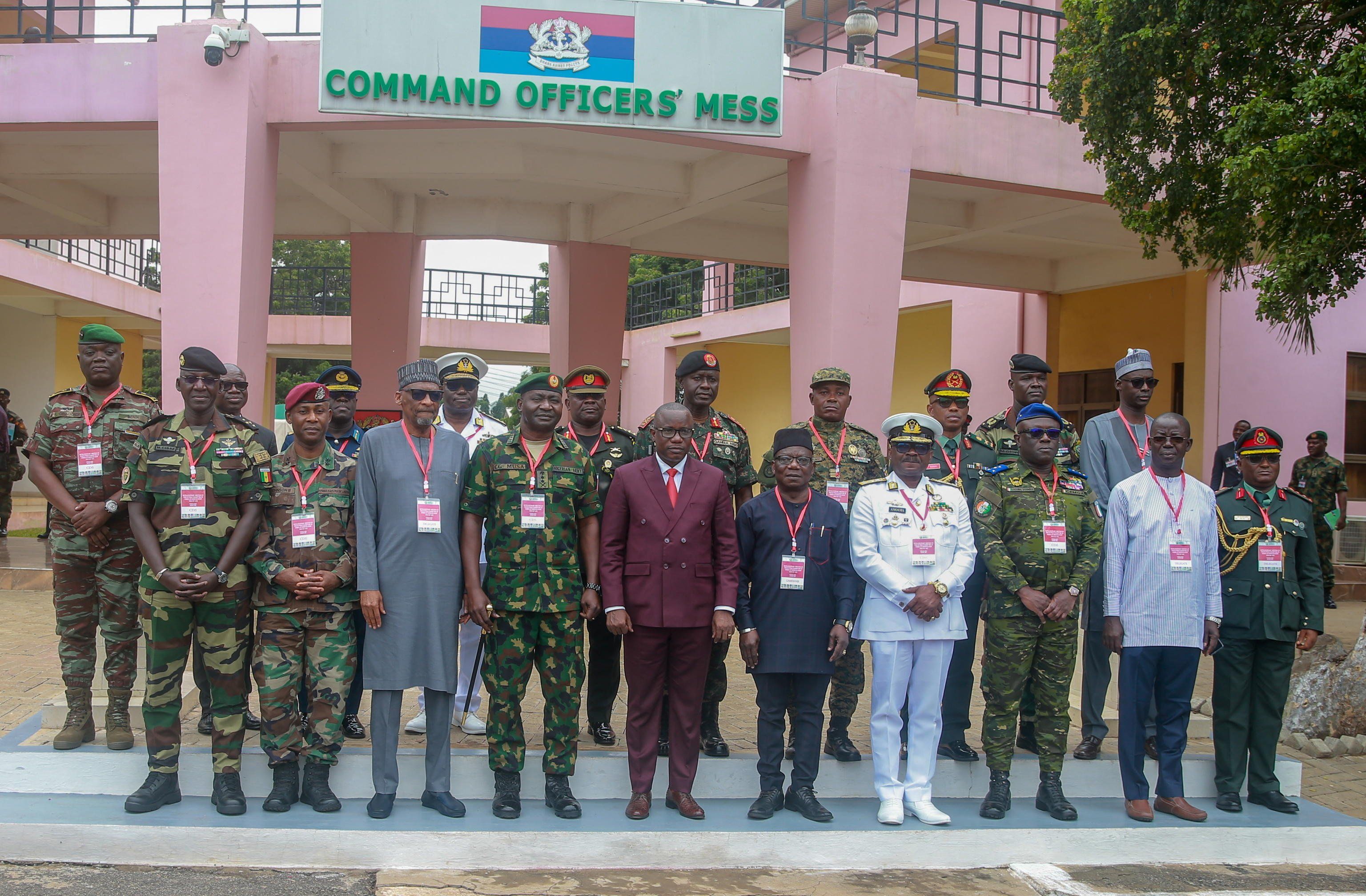 I golpisti del Niger non arretrano: Ecowas vicina all’intervento armato