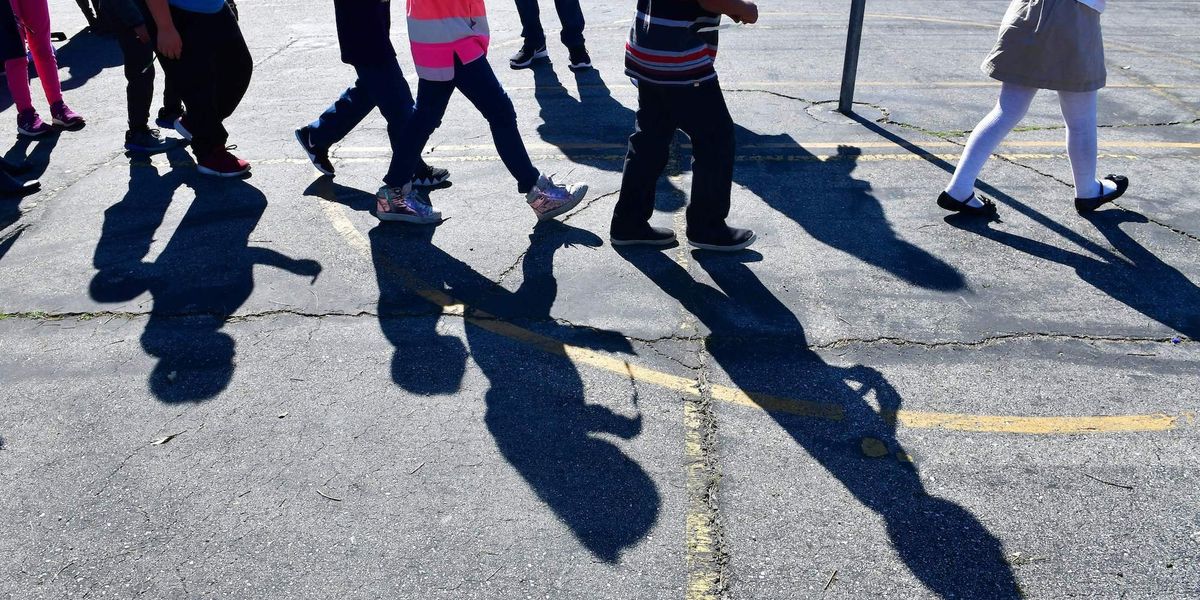 Law enforcement warns parents against posting back-to-school photos that make children vulnerable to predators