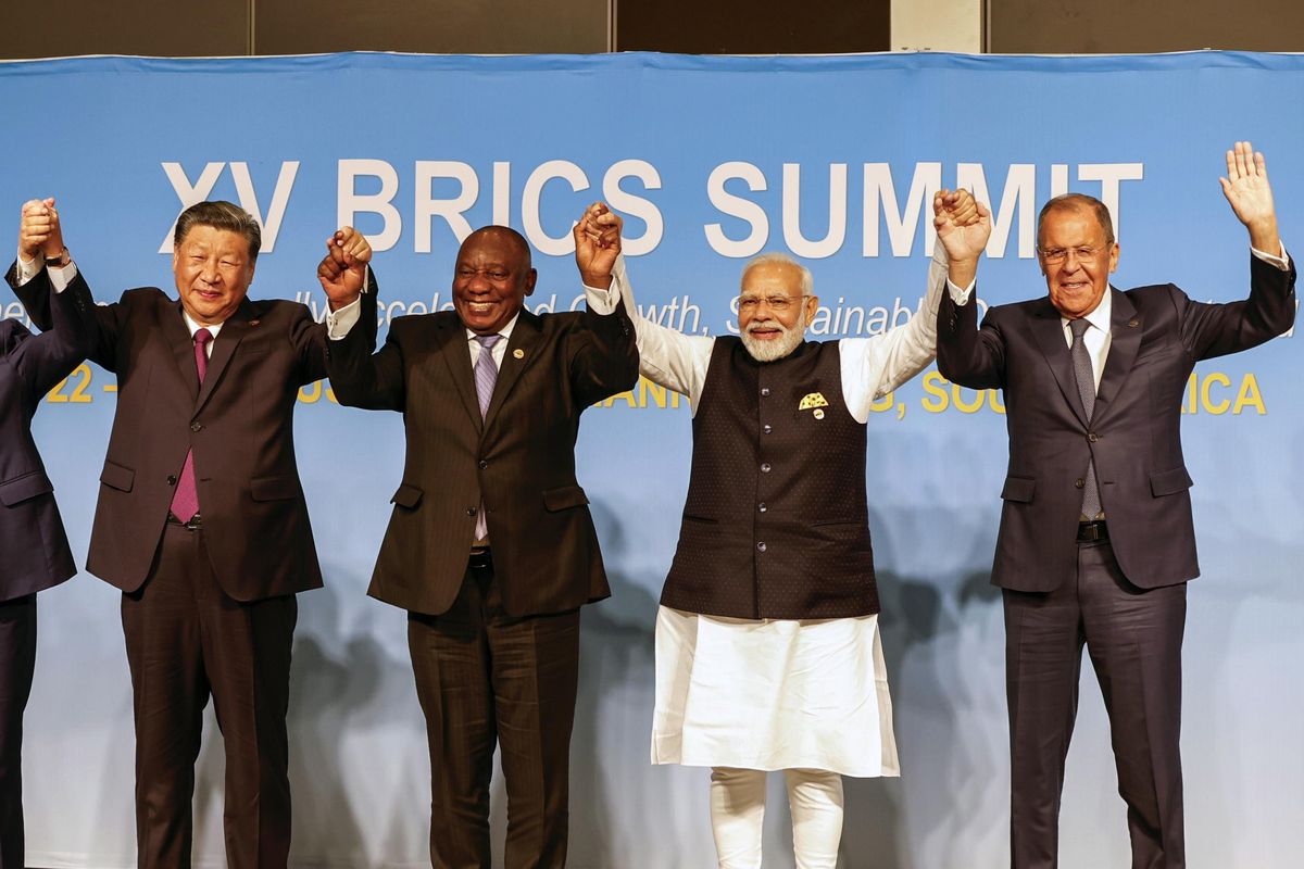 Al summit dei Brics la Cina frena sulla sfida al dominio del dollaro